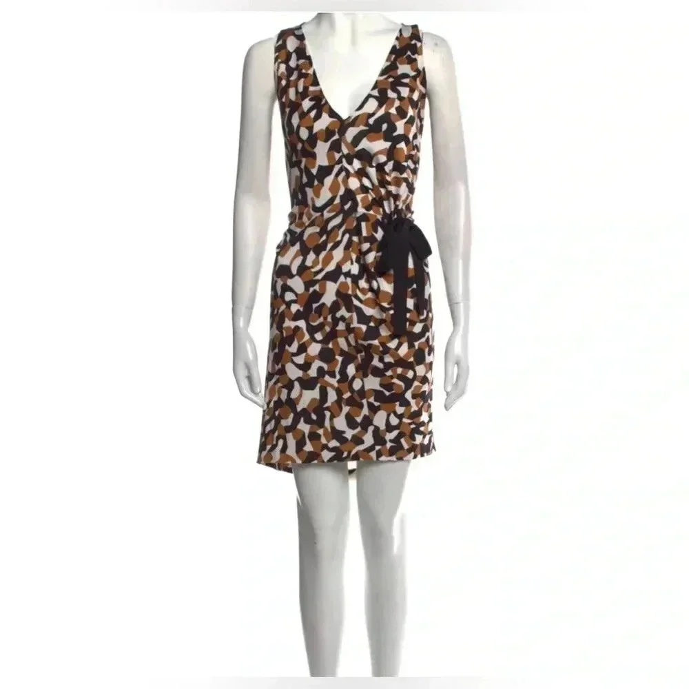 DIANE VON FURSTENBURG Silk Side Tie Dress / Size 4 / - Picture 1 of 8